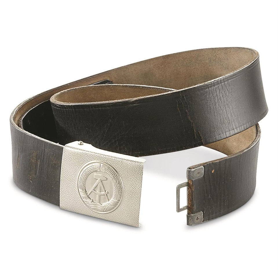 EAST GERMAN LEATHER BELT W/ BUCKLE