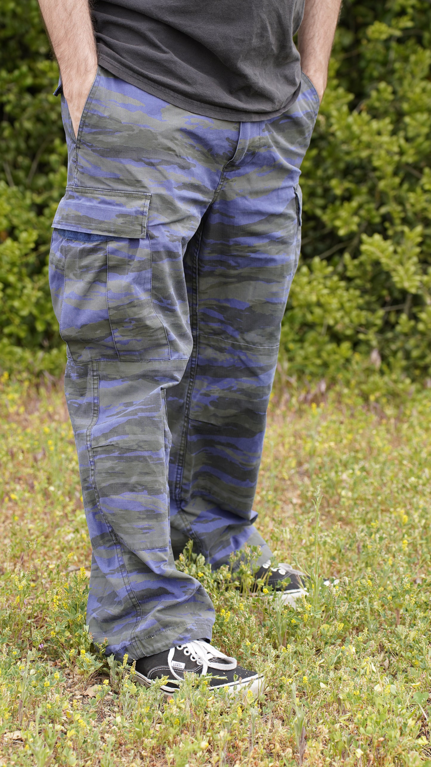 GREEK BLUE LIZARD AF PANTS