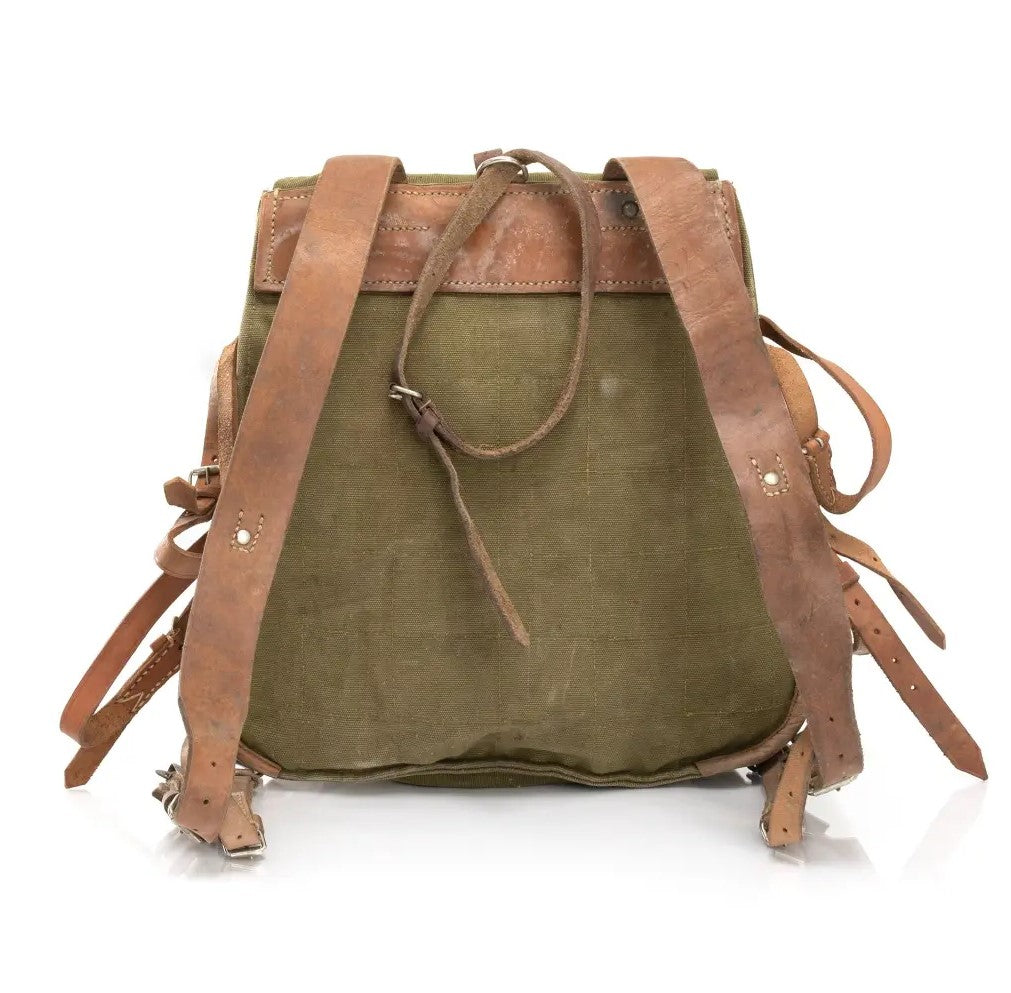 ROMANIAN ARMY CANVAS PACK W/ LEATHER STRAPS