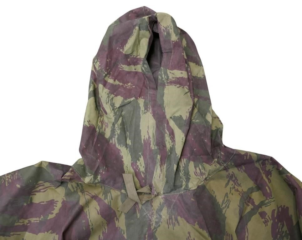 FRENCH LIZARD RUBBERIZED PONCHO